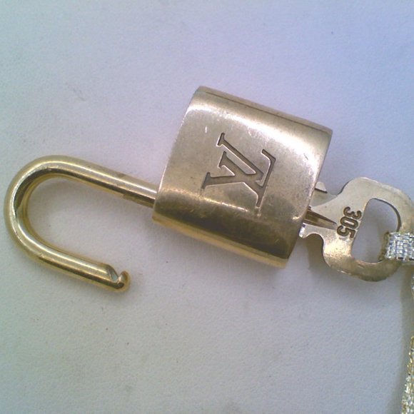 Louis Vuitton Accessories - Louis Vuitton Lock and Key Paris 305